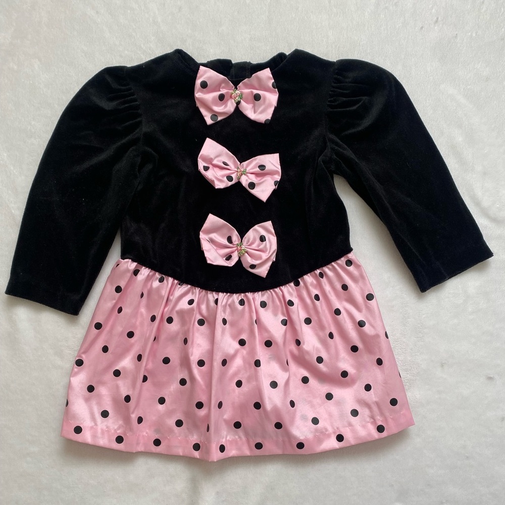 Vintage Girls 80s velvet bow dress